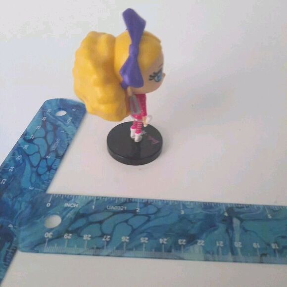 Tokidoki Barbie Blonde Rock Star Mini Figure w/ Mic – Mystery Blind Box - Picture 5 of 8